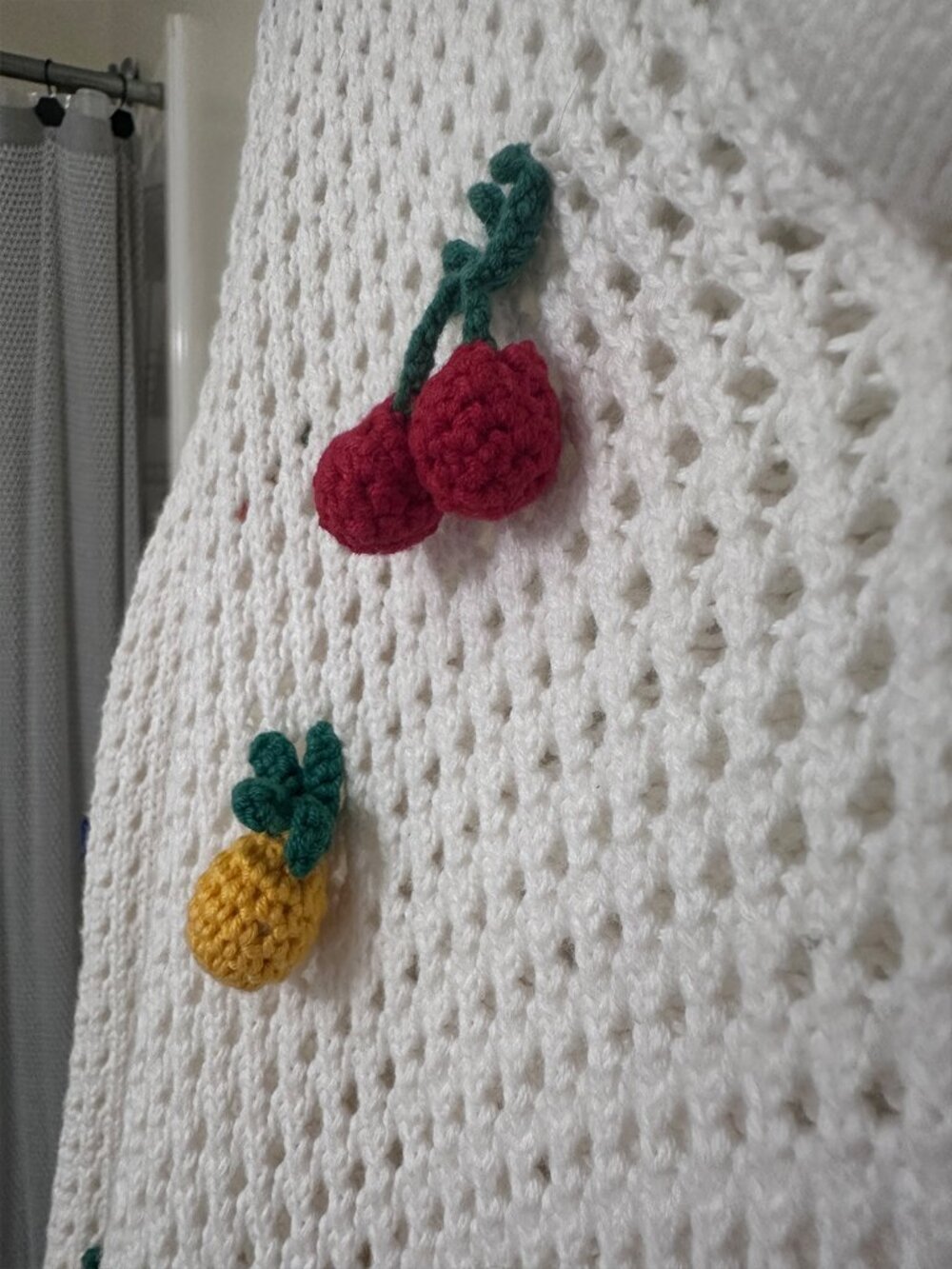 FARM Rio Open Stitch Crochet Fruit Cotton Sweater White - XS - Picture 9 of 10